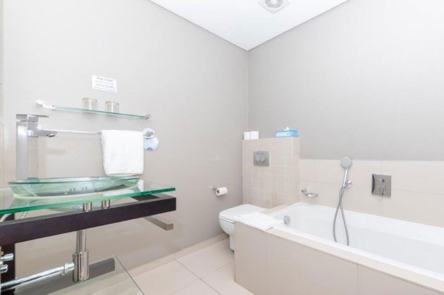 2 Bedroom Property for Sale in Bloubergstrand Western Cape